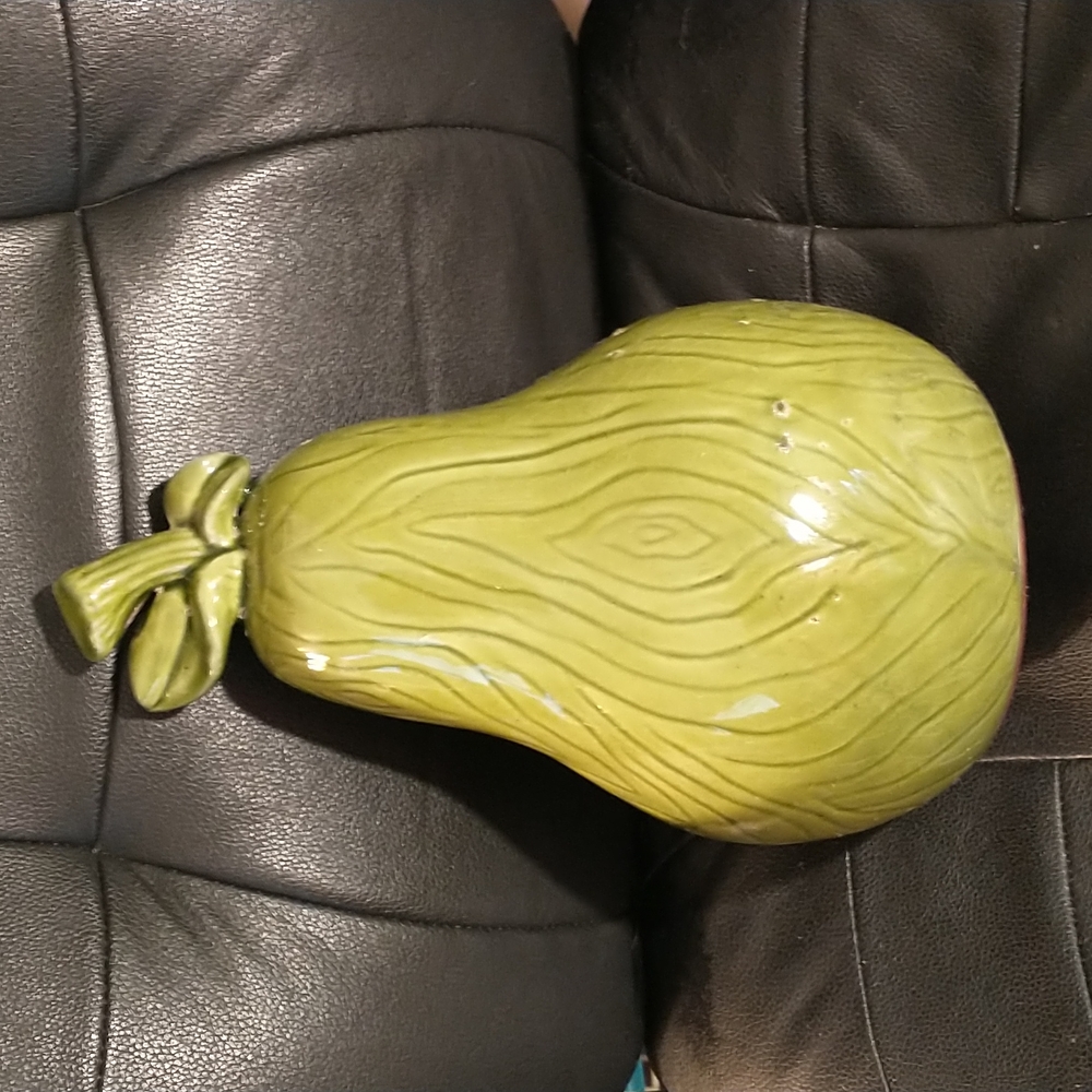 Pier One - Green Ceramic Pear w/ Textured Details - R1